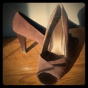 Brown pumps